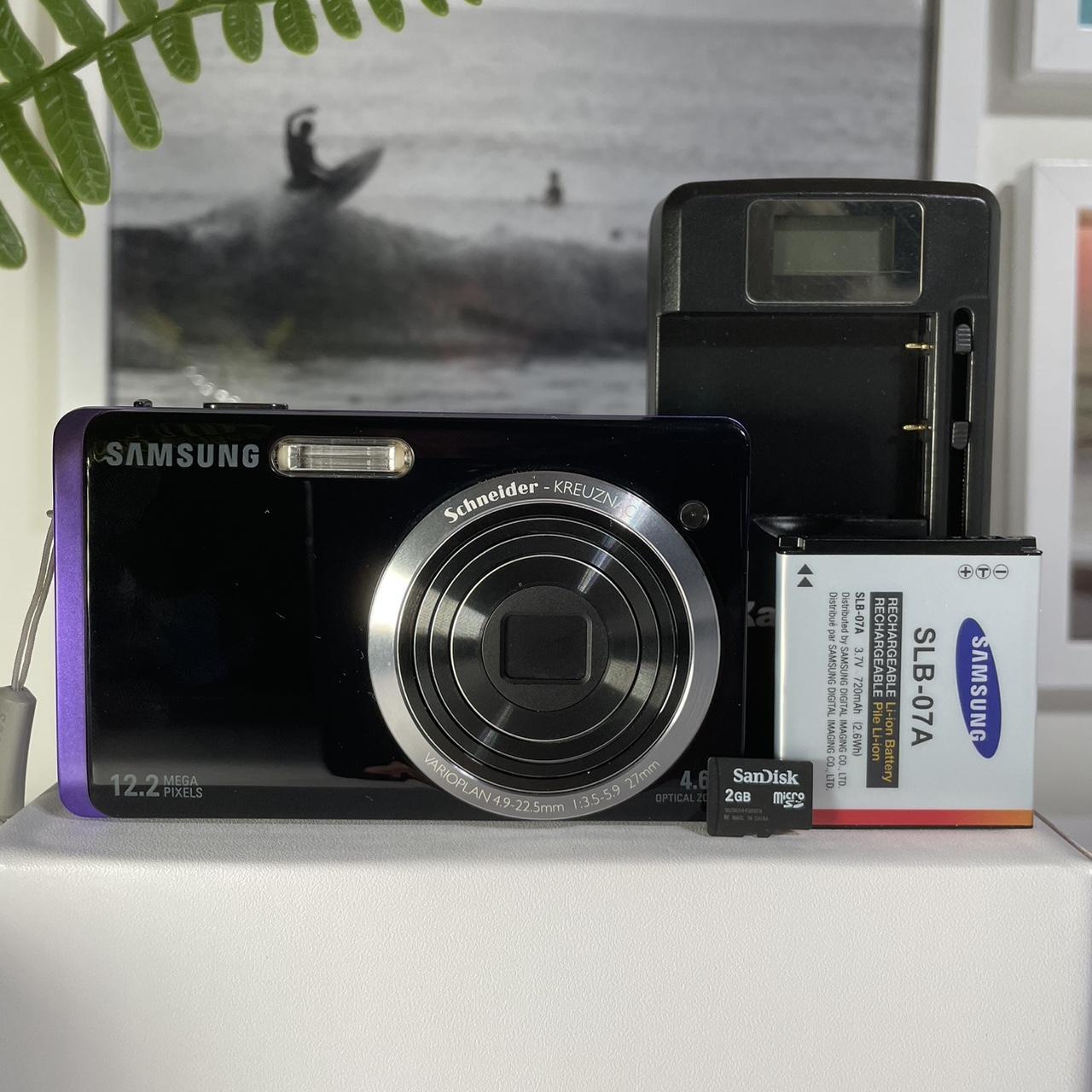 Samsung TL225 | dual screen 12.2 megapixel digital camera