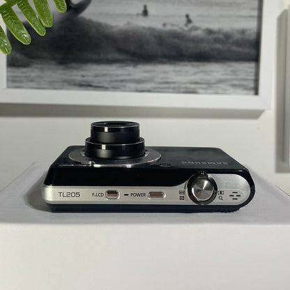 Samsung TL205 | 12.2 megapixel dual screen digital camera