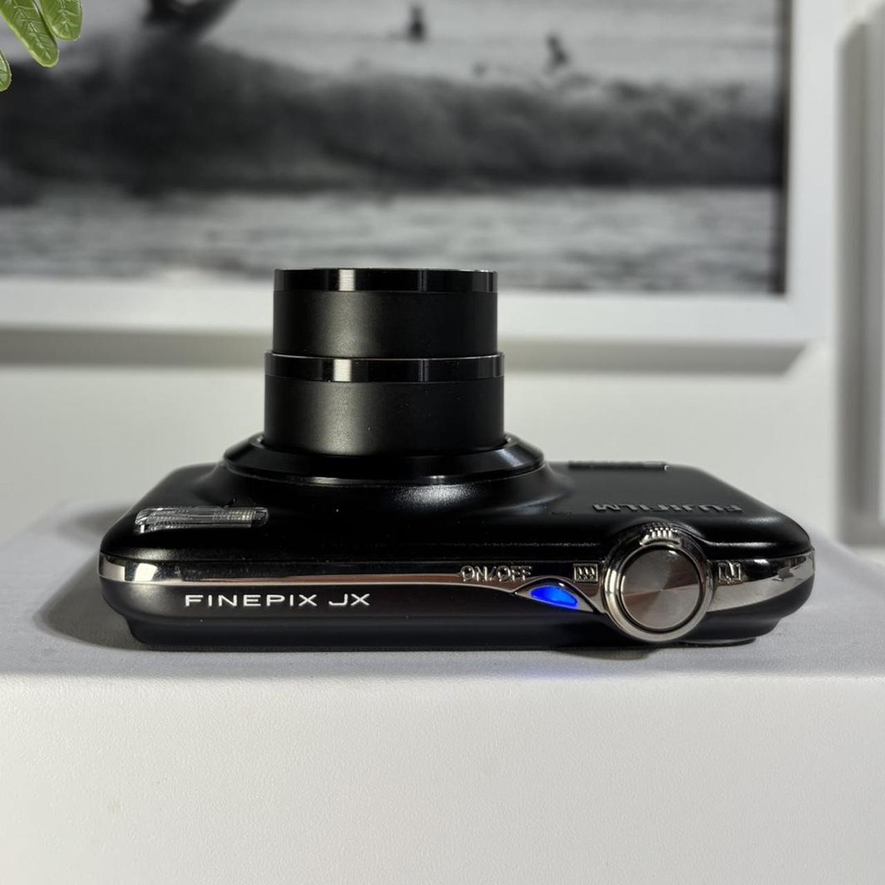 Fujifilm Black Cameras-and-accessories