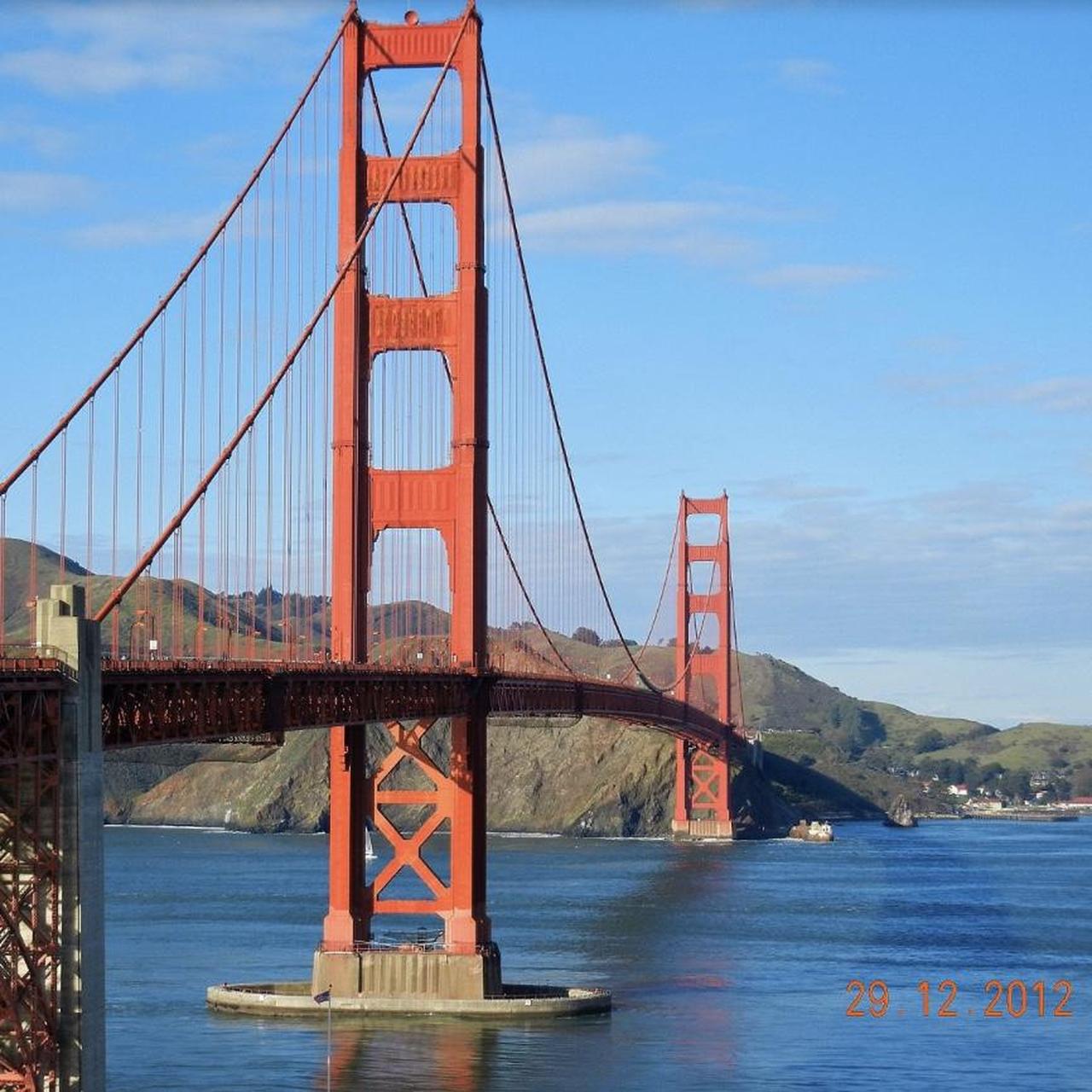 Nikon Red Cameras-and-accessories