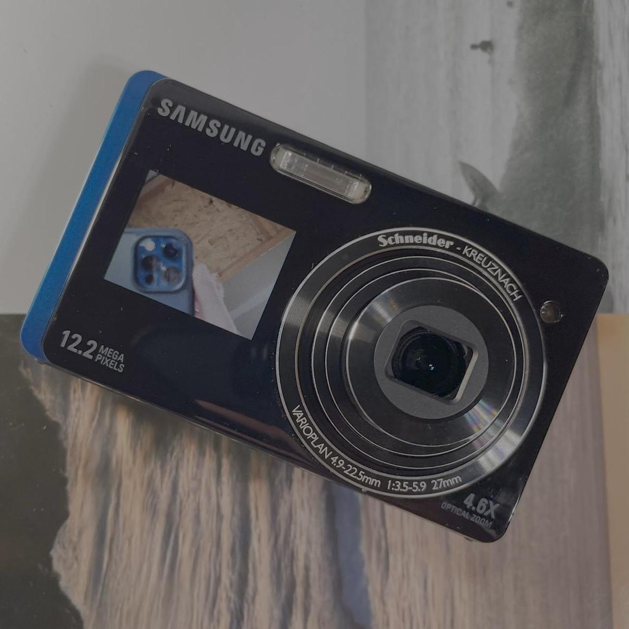 Samsung Black and Blue Cameras-and-accessories