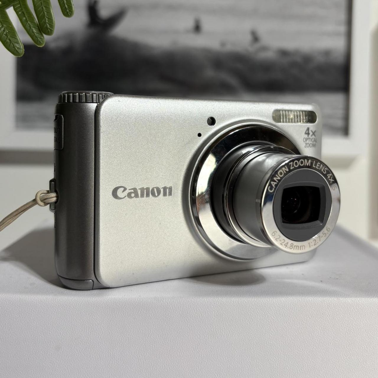 Canon Silver and Grey Cameras-and-accessories